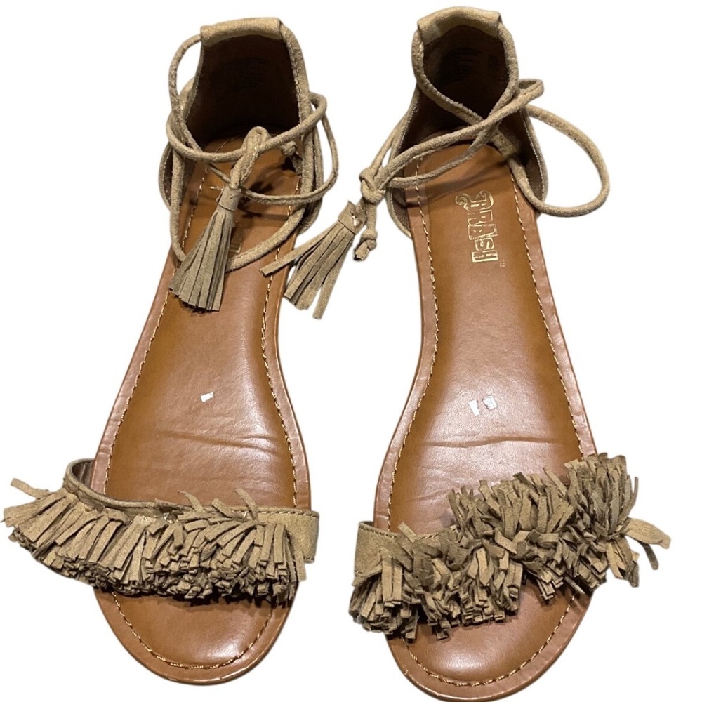 Brash Fringe Sandals Women's Size 8 Lace Up Tassel Boho Tan Beige Flat Sandals